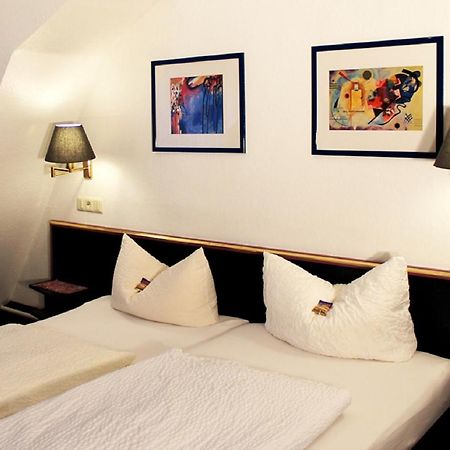 Hotel-Landgasthof Gruener Baum - Dittigheim Tauberbischofsheim Ngoại thất bức ảnh