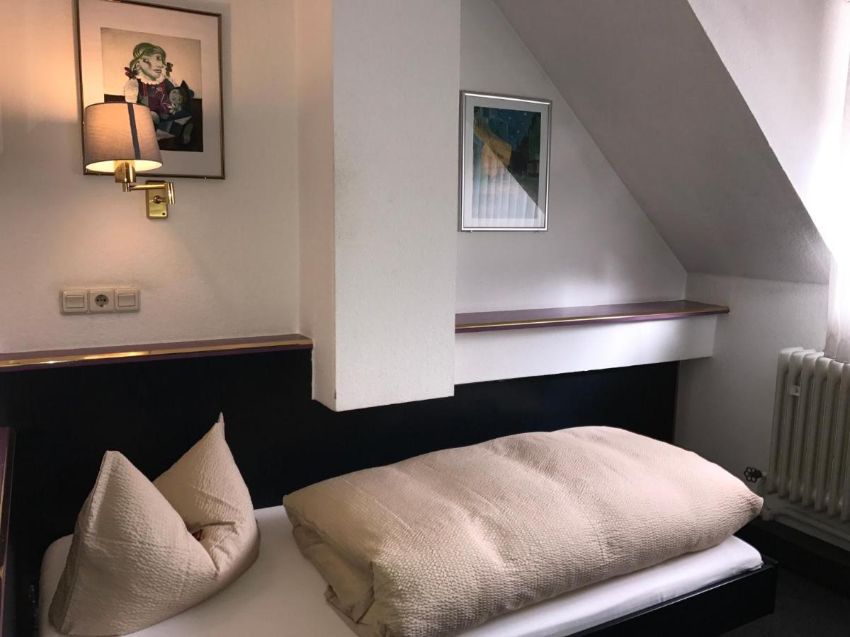 Hotel-Landgasthof Gruener Baum - Dittigheim Tauberbischofsheim Ngoại thất bức ảnh